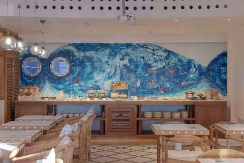 Breakfast by the Sea (Hotel Honucai)